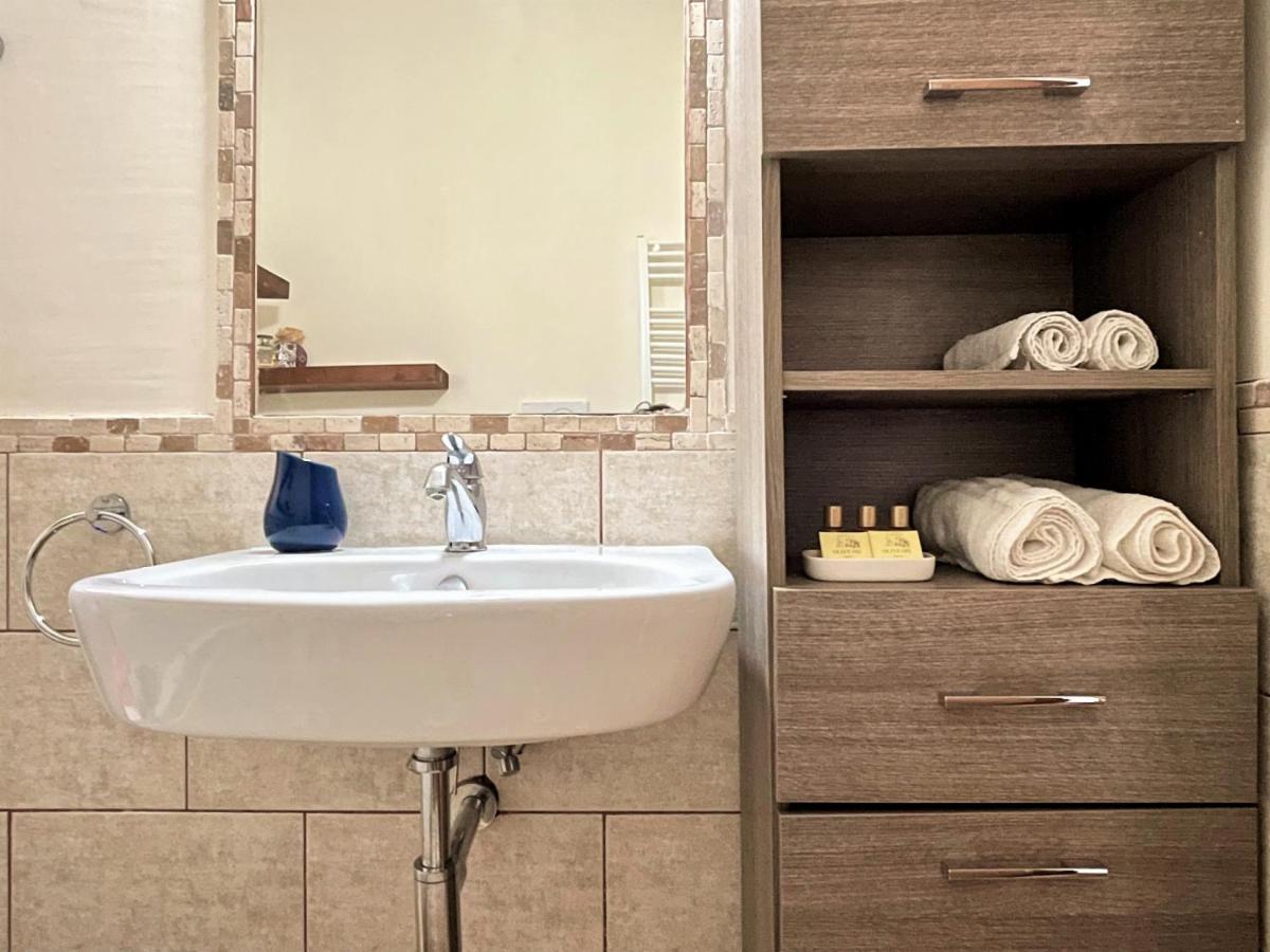 Dimora Antonella - Ostuni 4 Seasons - Splendid Villa Depandance With Private Swimming Pool المظهر الخارجي الصورة